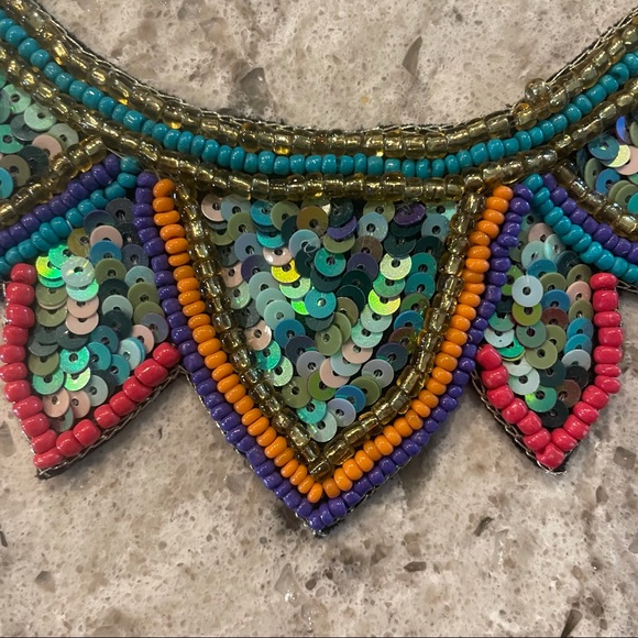Colorful bib necklace - Picture 2 of 3
